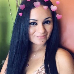 Meet your Posher, Adriana